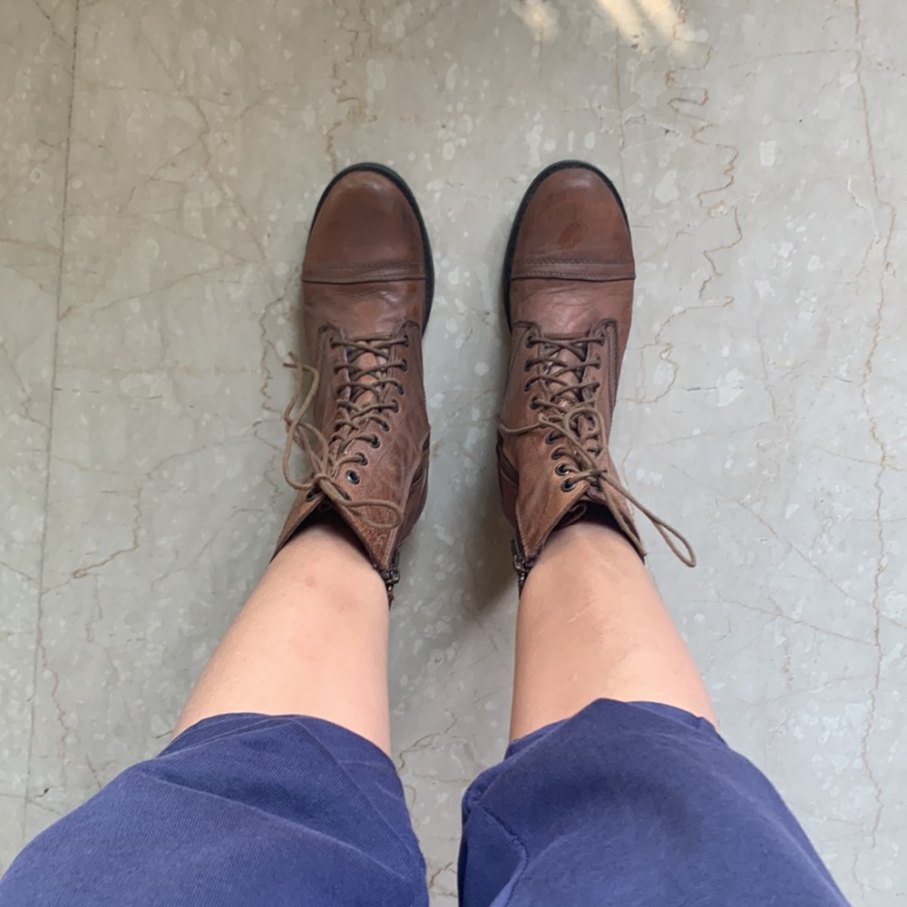 STEVE MADDEN BOOTS: red/deep pink color. stylish with laces; wear with zips - Picture 5 of 15